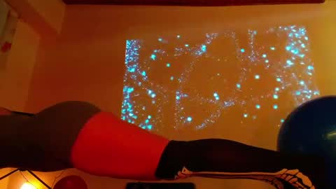 Liss online show from 04-15-26, 03:41