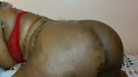 Snapshot of luzremi chatting on 06-30-26, 04:08 luzremi online show from 06-30-26, 04:08