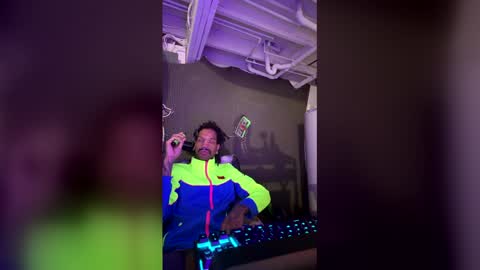 lxrdhxkvgemvsterjuice online show from 04-28-26, 01:49