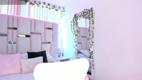 lya_brown online show from 11-11-25, 12:27