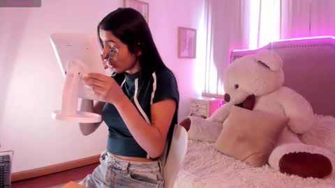 lya_brown online show from 11-30-25, 01:48