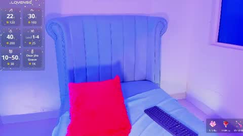 LYA DUBOIS  online show from 06-14-26, 02:24