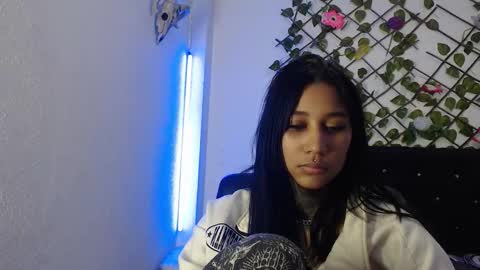 lyam_ebony online show from 12-23-25, 01:36