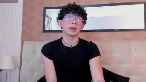 Lyan online show from 04-29-26, 07:42