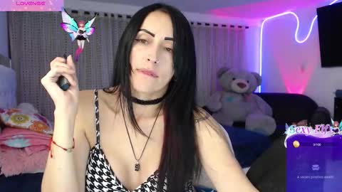 Lyann  online show from 12-22-25, 12:29