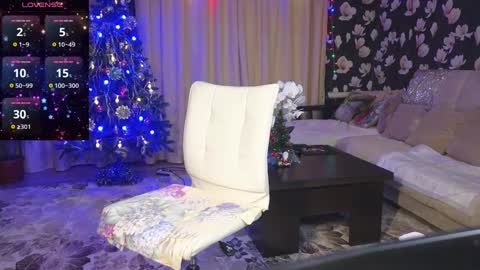 Snapshot of lyboff72 chatting on 12-17-24, 04:21 lybava online show from 12-17-24, 04:21