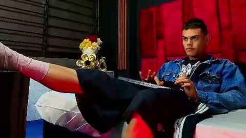 TELL ME LYCAN online show from 06-24-26, 01:48