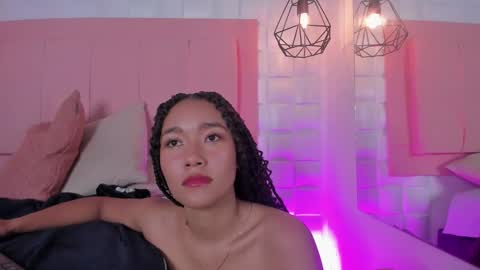 Lyhana Lee online show from 01-28-25, 07:10