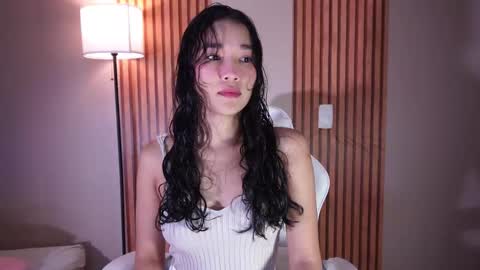 Lyhana Lee online show from 01-11-26, 01:38