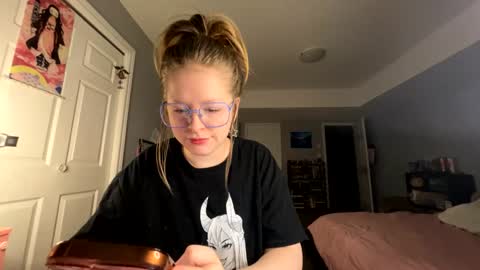 lyla999 online show from 01-12-25, 08:14