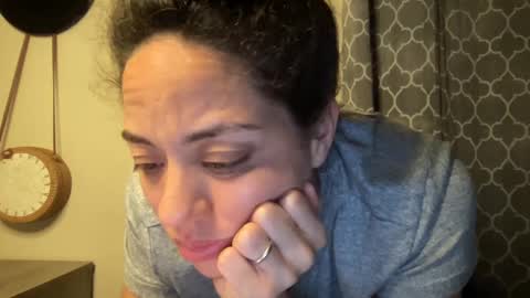 Olivia online show from 03-09-25, 05:33