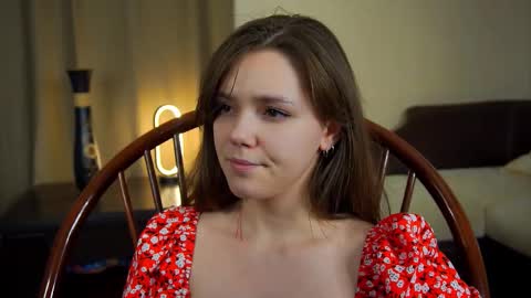 hi im Lyle online show from 03-06-25, 05:14