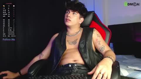 Snapshot of lylebennett_ chatting on 10-08-25, 12:52 Lyle Bennett Freelance Model online show from 10-08-25, 12:52