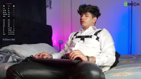 Snapshot of lylebennett_ chatting on 10-26-25, 10:54 Lyle Bennett Freelance Model online show from 10-26-25, 10:54