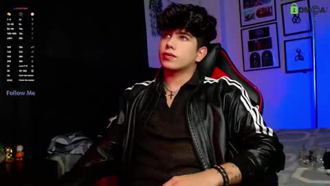 Snapshot of lylebennett_ chatting on 11-16-25, 12:11 Lyle Bennett Freelance Model online show from 11-16-25, 12:11