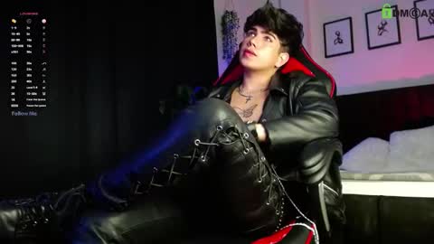 Snapshot of lylebennett_ chatting on 03-07-26, 12:02 Lyle Bennett Freelance Model online show from 03-07-26, 12:02