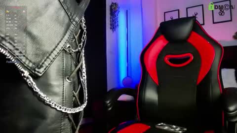 Snapshot of lylebennett_ chatting on 03-09-26, 12:20 Lyle Bennett Freelance Model online show from 03-09-26, 12:20