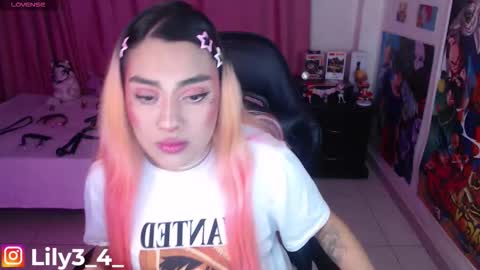 Snapshot of lyli3_4 chatting on 10-21-25, 06:58 lyli3_4 online show from 10-21-25, 06:58