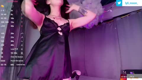 Snapshot of lylita_moon chatting on 12-17-25, 04:18 Littl online show from 12-17-25, 04:18