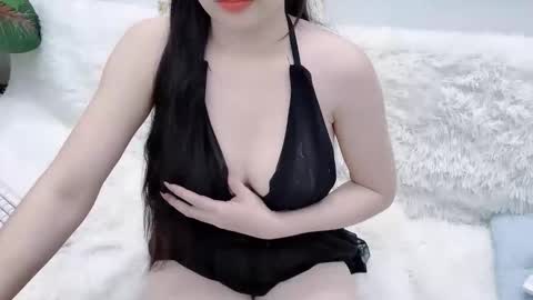 lyly_sweet97 online show from 04-18-26, 02:04