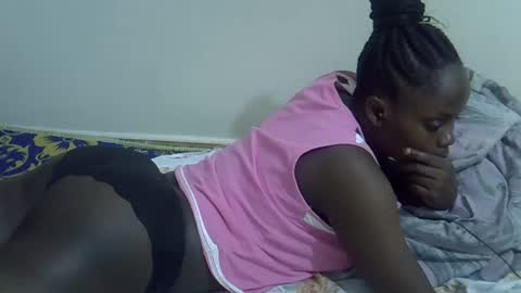 lyn_anna online show from 05-18-26, 10:48