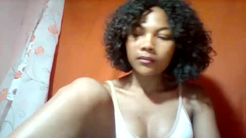 lyndah19 online show from 11-27-25, 11:29