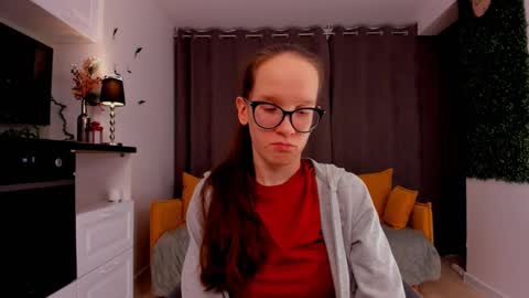 Sara online show from 02-16-25, 11:16