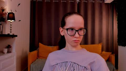 Sara online show from 02-20-25, 04:25