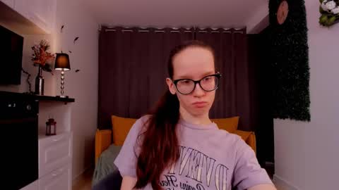 Sara online show from 03-04-25, 04:20