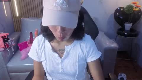 lynn_turner_ online show from 03-15-26, 02:34