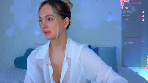 Lana online show from 11-04-25, 02:10