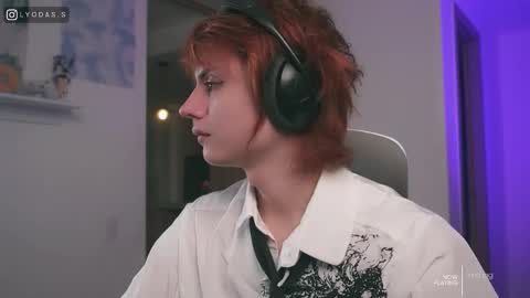 Lyodass online show from 12-21-25, 10:39