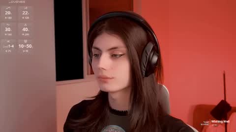 Lyodass online show from 06-19-26, 01:43