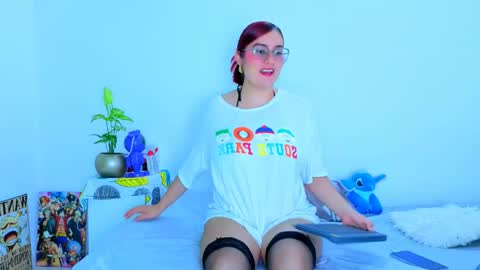Lyra Carter online show from 05-25-26, 11:22