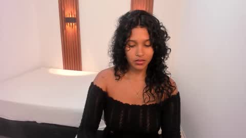 Snapshot of lyrafrost5 chatting on 01-08-26, 08:44 lyrafrost5 online show from 01-08-26, 08:44