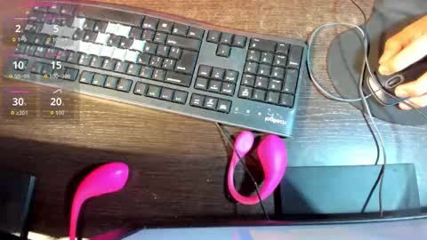 Snapshot of lyrafrost5 chatting on 02-15-26, 03:14 lyrafrost5 online show from 02-15-26, 03:14