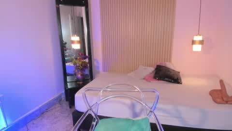 Snapshot of lyrafrost5 chatting on 03-10-26, 05:34 lyrafrost5 online show from 03-10-26, 05:34