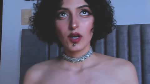 Lyravendrell online show from 04-29-26, 10:16