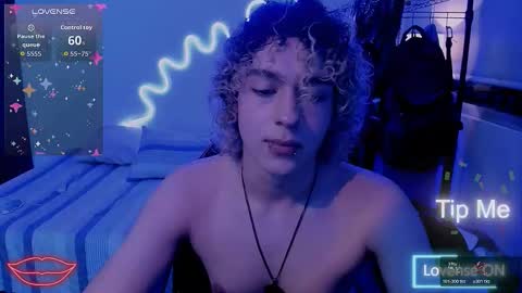 Lyric online show from 02-19-26, 04:52