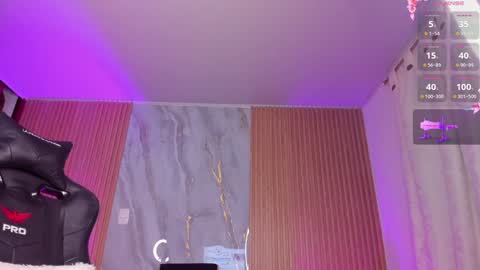 Snapshot of lys_with chatting on 01-16-25, 01:58 VIVIANA online show from 01-16-25, 01:58
