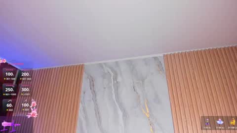 Snapshot of lys_with chatting on 03-01-25, 04:37 VIVIANA online show from 03-01-25, 04:37