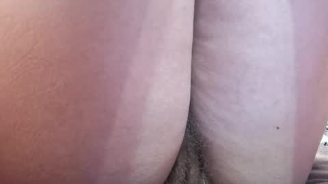 Snapshot of lyxbabylove chatting on 02-22-25, 01:35 LyxBabyLove online show from 02-22-25, 01:35