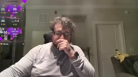 Snapshot of lyxx_2 chatting on 04-30-26, 12:17 lyxx_2 online show from 04-30-26, 12:17