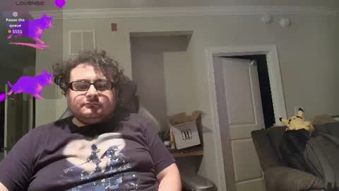 Snapshot of lyxx_2 chatting on 06-13-26, 01:25 lyxx_2 online show from 06-13-26, 01:25