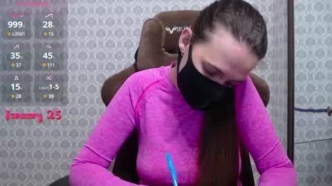 Snapshot of m00n8kiki chatting on 01-25-25, 07:49 Ksu online show from 01-25-25, 07:49