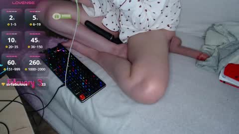 Snapshot of m00n8kiki chatting on 02-03-25, 10:14 Ksu online show from 02-03-25, 10:14