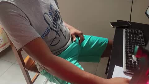 Snapshot of m0ren01995 chatting on 01-18-26, 11:36 m0ren01995 online show from 01-18-26, 11:36