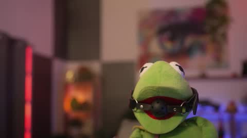 Snapshot of m1agarand chatting on 10-21-25, 09:26 M1A Dddy online show from 10-21-25, 09:26