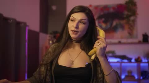 Snapshot of m1agarand chatting on 11-10-25, 08:41 M1A Dddy online show from 11-10-25, 08:41