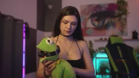 Snapshot of m1agarand chatting on 11-14-25, 09:57 M1A Dddy online show from 11-14-25, 09:57